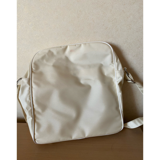 COMME des GARCONS(コムデギャルソン)のcdg バック　ホワイト メンズのバッグ(ショルダーバッグ)の商品写真