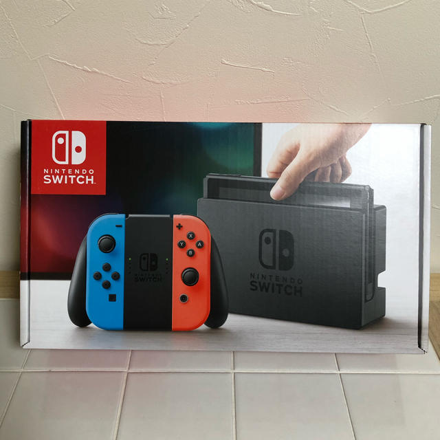 Nintendo Switch Joy-Con ブルー / レッド　本体