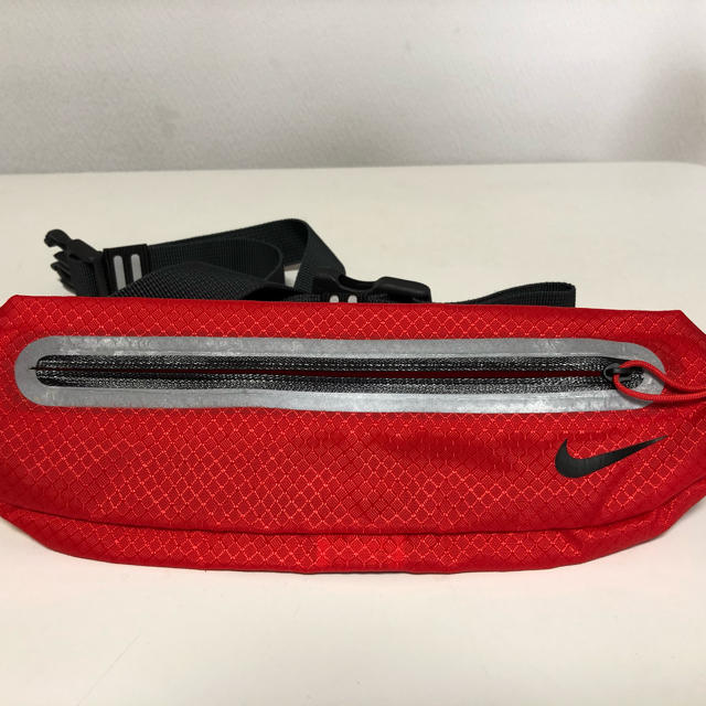 Nike ランニングポーチ ナイキ の通販 By 景虎 S Shop ナイキならラクマ Nike ランニングポーチ ナイキ の通販 By 景虎 S Shop ナイキならラクマ