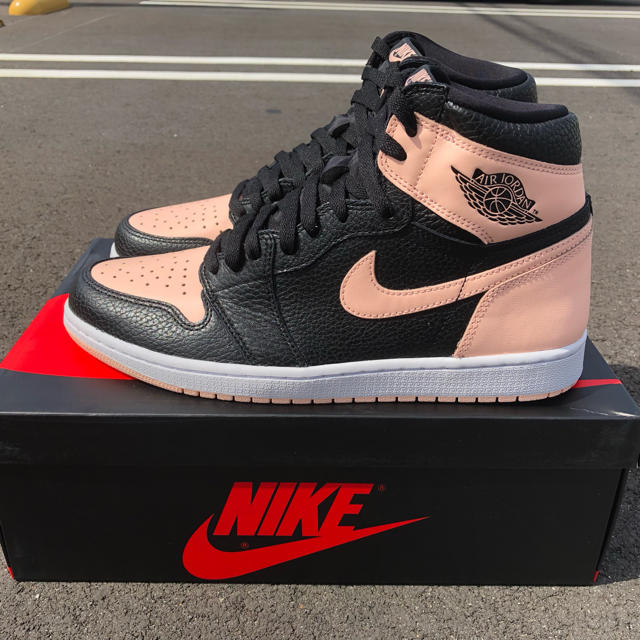 NIKE(ナイキ)のNIKE AIR JORDAN 1 CRIMSON TINT 新品未使用　最安値 メンズの靴/シューズ(スニーカー)の商品写真