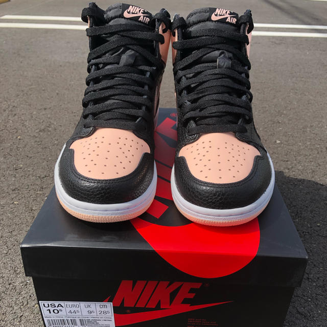 NIKE(ナイキ)のNIKE AIR JORDAN 1 CRIMSON TINT 新品未使用　最安値 メンズの靴/シューズ(スニーカー)の商品写真