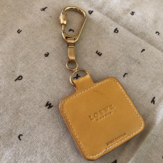 LOEWE - Loewe キーホルダーの通販 by ユ shop|ロエベならラクマ