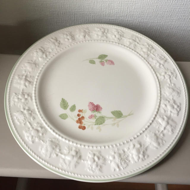 WEDGWOOD - お値下げしました！ウェッジウッド お皿 27㎝の通販 by mii☺︎'s shop｜ウェッジウッドならラクマ