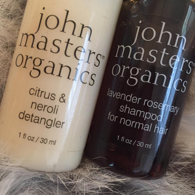 John Masters Organics(ジョンマスターオーガニック)のjohn mastersのミニセット コスメ/美容のボディケア(バスグッズ)の商品写真