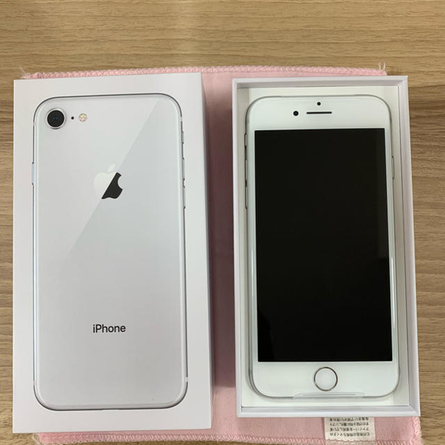 iPhone8 64GB