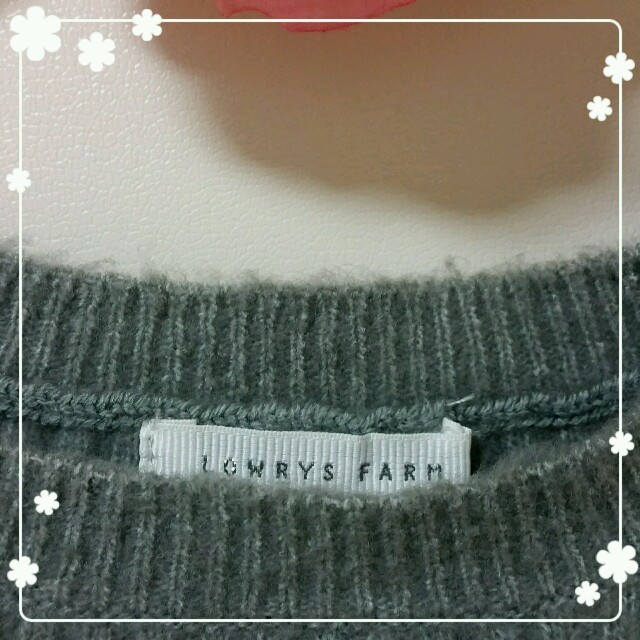 LOWRYS FARM(ローリーズファーム)のローリーズ　肩フリルニット♥ レディースのトップス(ニット/セーター)の商品写真