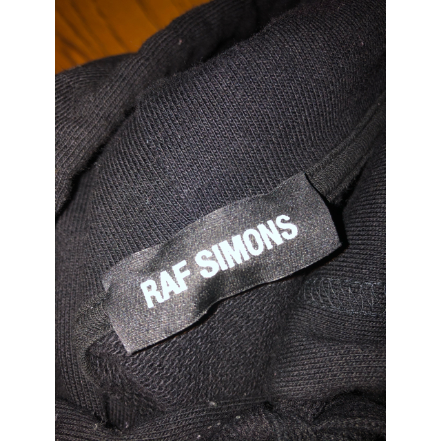 RAF SIMONS(ラフシモンズ)のデレシシさん専用。raf simons パーカー　sサイズ　モード系ストリート メンズのトップス(パーカー)の商品写真