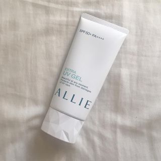 アリィー(ALLIE)の最終値！カネボウALLIEエクストラUVジェルSPF50/90g/約6割残(日焼け止め/サンオイル)