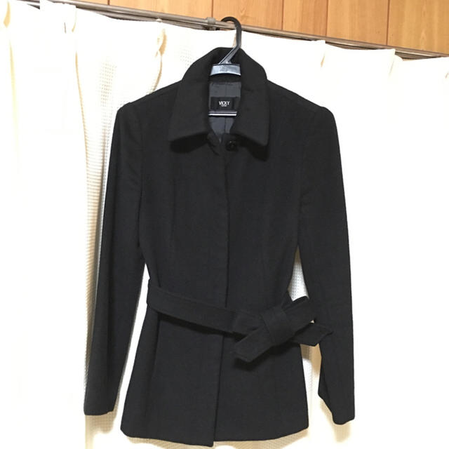 VICKY(ビッキー)のVICKYアンゴラ黒美品コート  レディースのジャケット/アウター(ピーコート)の商品写真