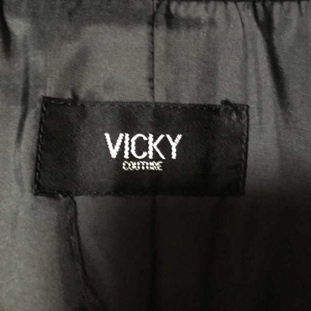 VICKY(ビッキー)のVICKYアンゴラ黒美品コート  レディースのジャケット/アウター(ピーコート)の商品写真