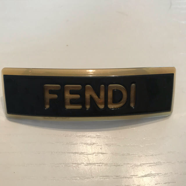 FENDI(フェンディ)のFENDI ヘアアクセサリー☆ ハンドメイドのアクセサリー(ヘアアクセサリー)の商品写真