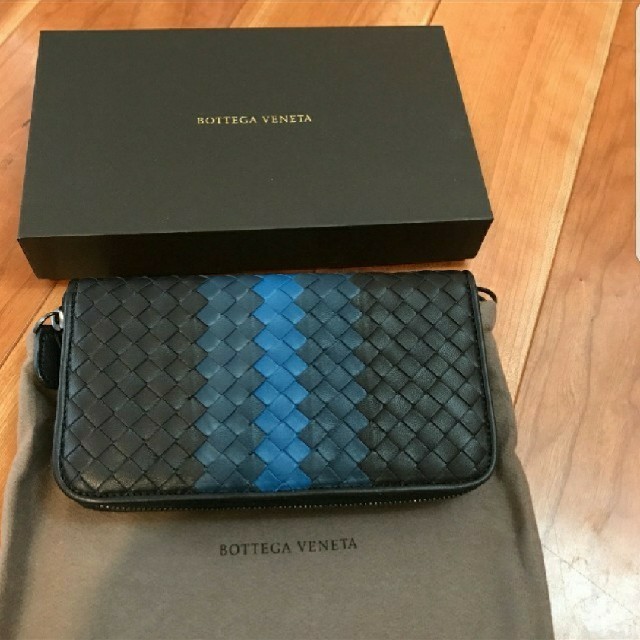 大人気 Bottega Veneta - 新品 ボッテガヴェネタ ジップアラウンド