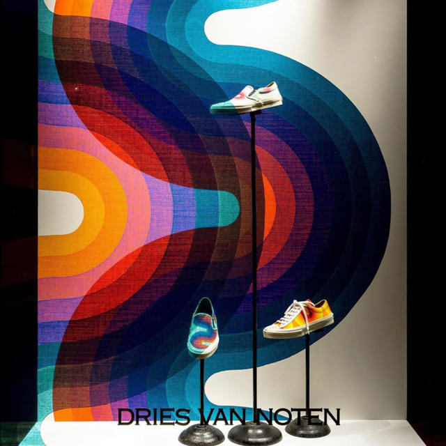 DRIES VAN NOTEN(ドリスヴァンノッテン)のdriesvannoten 19ss ブルゾン verner panton メンズのジャケット/アウター(ブルゾン)の商品写真