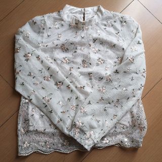 ミスティウーマン(mysty woman)の★美品★mysty woman花柄レースブラウス(シャツ/ブラウス(長袖/七分))