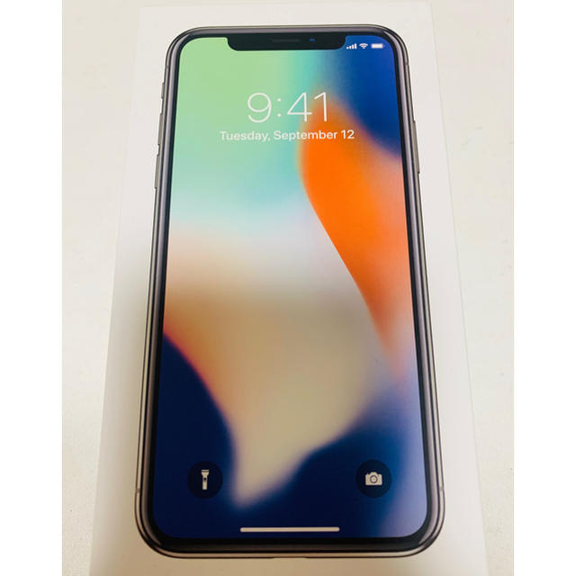 iPhone x シルバースマートフォン本体