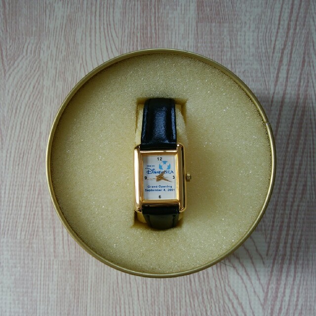 Disney(ディズニー)のディズニー　腕時計　ディズニーシー レディースのファッション小物(腕時計)の商品写真