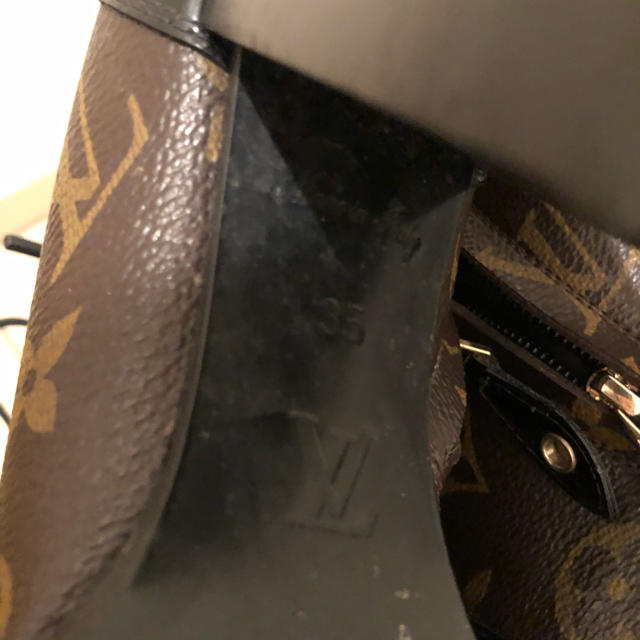 LOUIS VUITTON(ルイヴィトン)のルイヴィトン　スタートレイルアンクルブーツ レディースの靴/シューズ(ブーツ)の商品写真