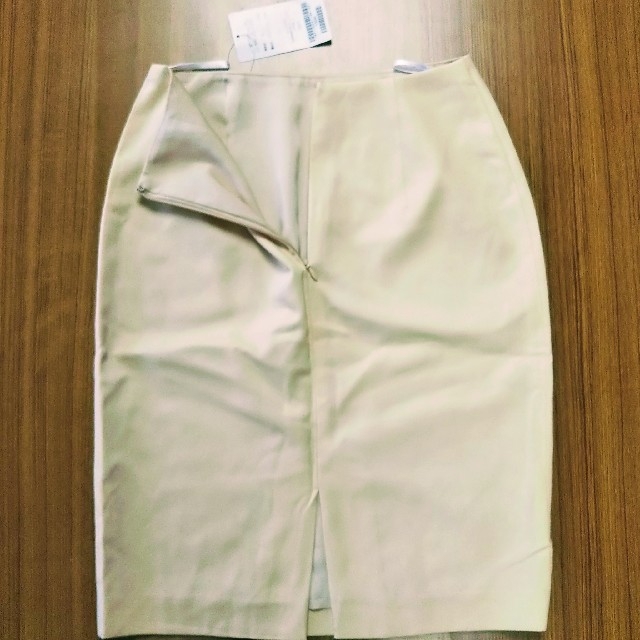 COUP DE CHANCE(クードシャンス)の(204)CDEC ベージュスカート レディースのスカート(ひざ丈スカート)の商品写真