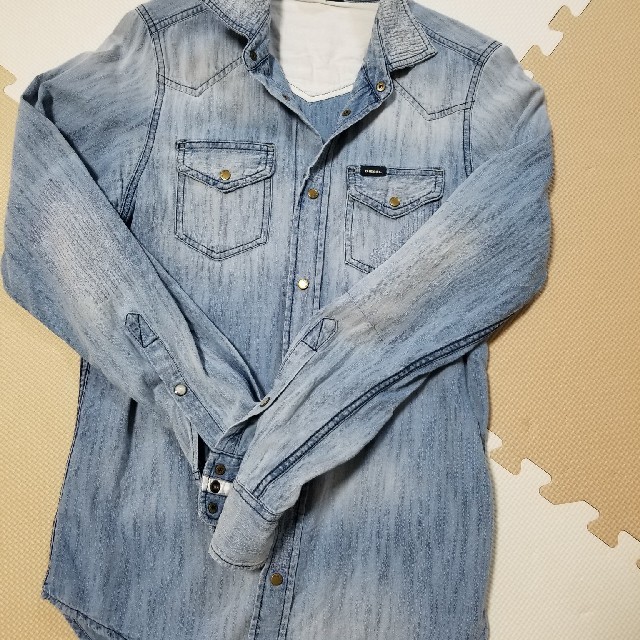 DIESEL ダメージ加工。デニムシャツ。XS（170）サイズ