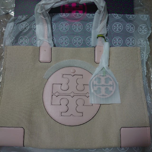 Tory Burch(トリーバーチ)の確実正規品☆新品未使用トリーバーチ　トートバッグ　ピンク　55064 レディースのバッグ(トートバッグ)の商品写真