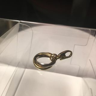 カルティエ(Cartier)のカルティエ☆トリニティリングのチャーム☆スリーカラー☆状態良好☆送料無料(チャーム)