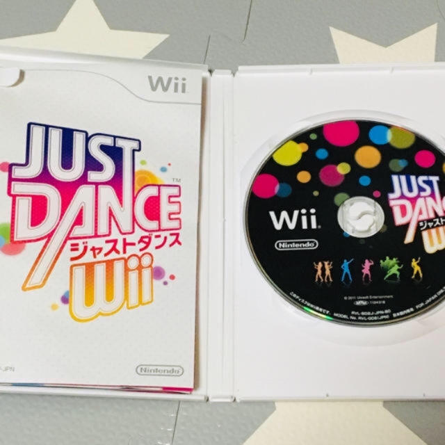 Wii(ウィー)のJUST DANCE Wii エンタメ/ホビーのゲームソフト/ゲーム機本体(家庭用ゲームソフト)の商品写真