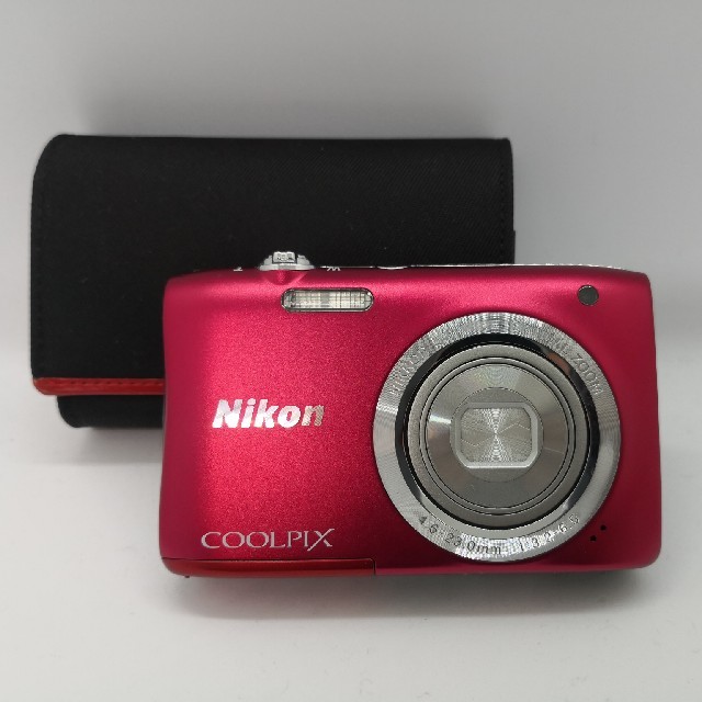 Nikon(ニコン)のNikon COOLPIX S2900 ケース付 スマホ/家電/カメラのカメラ(コンパクトデジタルカメラ)の商品写真