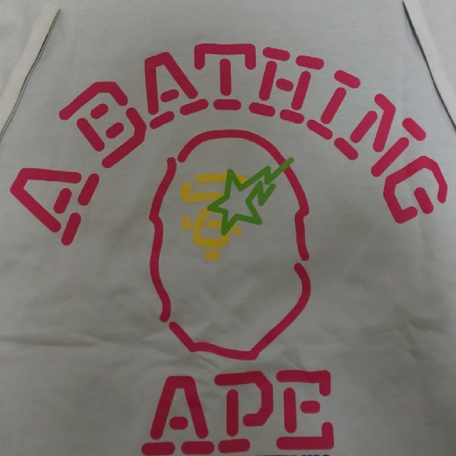 A BATHING APE(アベイシングエイプ)のみえきち様専用 A BATHING APE  リバーシブル半袖Ｔシャツ 150㎝ キッズ/ベビー/マタニティのキッズ服男の子用(90cm~)(Tシャツ/カットソー)の商品写真