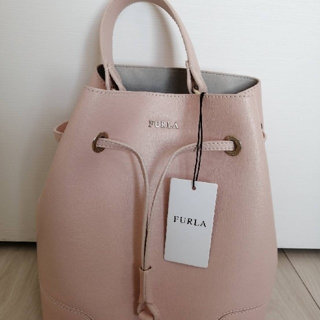 Furla ステイシー 2WAY ショルダーバッグ 巾着バッグ 薄ピンク 超特価 ...