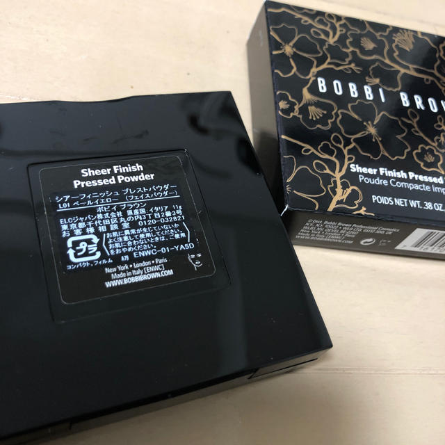 BOBBI BROWN シアーフィニッシュ プレストパウダー