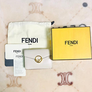 フェンディ(FENDI)の【美品】FENDI フェンディ マイクロ三つ折り財布 ミニウォレット(財布)