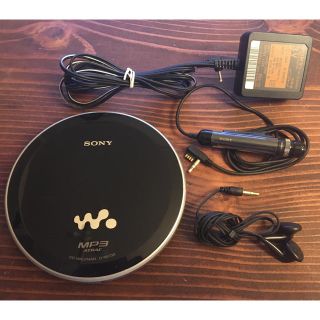 ソニー(SONY)の美品 CDウォークマン WALKMAN D-NE730 ブラック リモコン付(ポータブルプレーヤー)