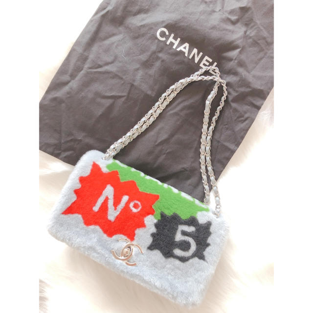 未使用　CHANELシャネル　ファー　チェーンバック