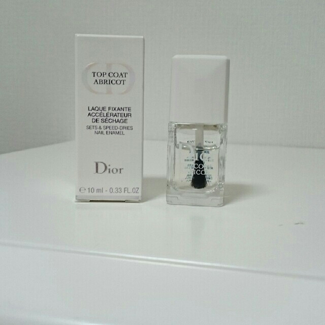 Dior(ディオール)のディオール トップコートアブリコ コスメ/美容のネイル(ネイルトップコート/ベースコート)の商品写真
