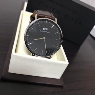 ダニエルウェリントン(Daniel Wellington)のダニエルウェリントン 40mm ブラック　★稼働品★(腕時計)