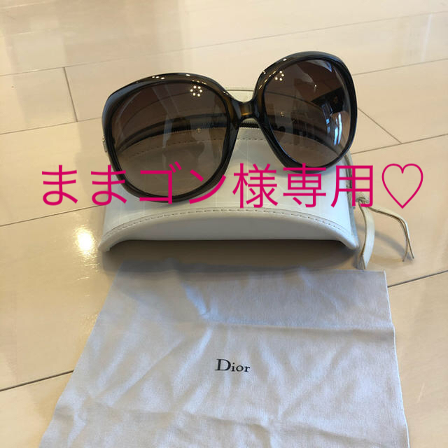 Christian Dior(クリスチャンディオール)のDior サングラス グロッシー¨̮♡ レディースのファッション小物(サングラス/メガネ)の商品写真