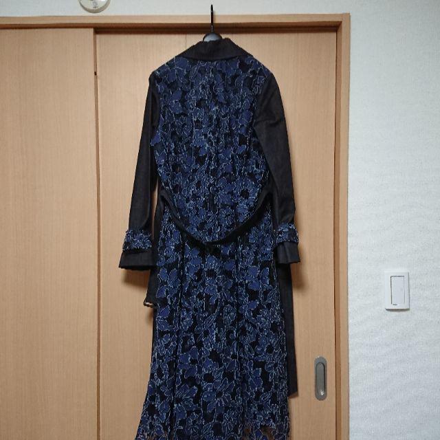 Ameri VINTAGE(アメリヴィンテージ)の【値下げ】Ameri vintage  BACK LACE COAT  レディースのジャケット/アウター(トレンチコート)の商品写真