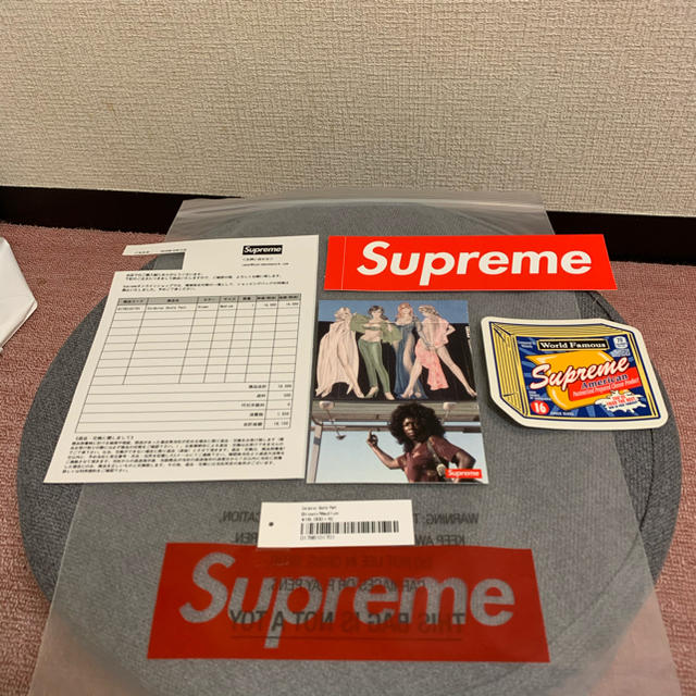 Supreme(シュプリーム)のSupreme corduroy skate pant メンズのパンツ(ワークパンツ/カーゴパンツ)の商品写真