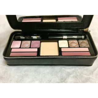 ディオール(Dior)の【新品未使用】DIOR メイクパレット(コフレ/メイクアップセット)