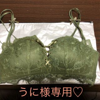 SNSで話題沸騰!!超高品質上下セット!!(ブラ&ショーツセット)