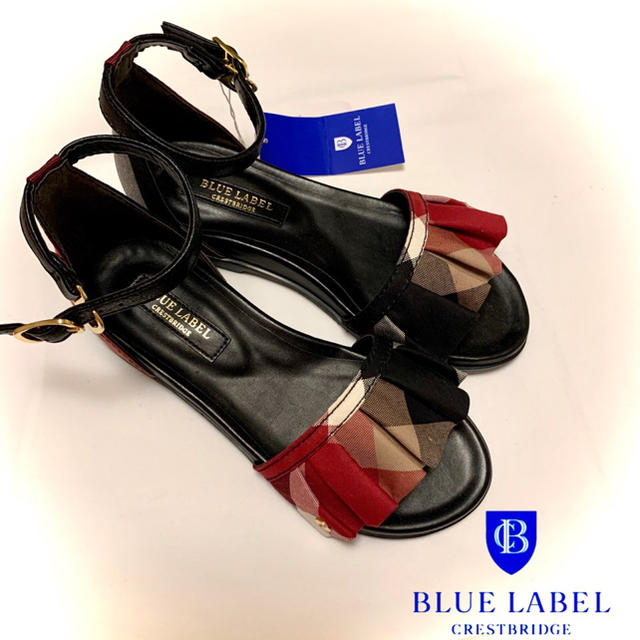 BURBERRY BLUE LABEL(バーバリーブルーレーベル)のBLUE LABEL ブルーレーベル フリルフラットサンダル レディースの靴/シューズ(サンダル)の商品写真