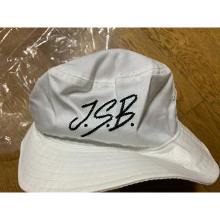 サンダイメジェイソウルブラザーズ(三代目 J Soul Brothers)の三代目JSB J.S.B 白　帽子　定価6800＋税(ミュージシャン)