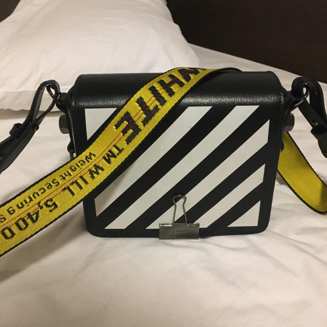 〇〇Off-White オフホワイト DIAG バインダー クリップ ショルダー バック ブラック x ホワイト