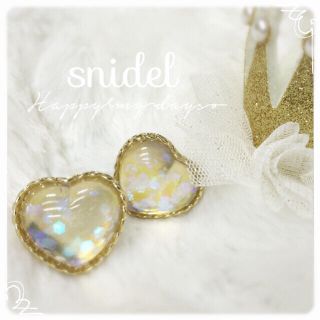 スナイデル(SNIDEL)のsnidel♡雪の結晶ハートイアリング(イヤリング)