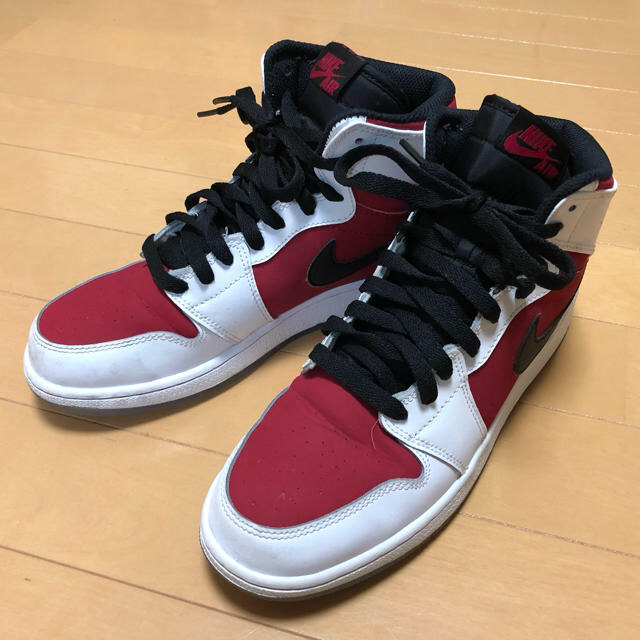 NIKE(ナイキ)のNIKE AIR JORDAN1 メンズの靴/シューズ(スニーカー)の商品写真