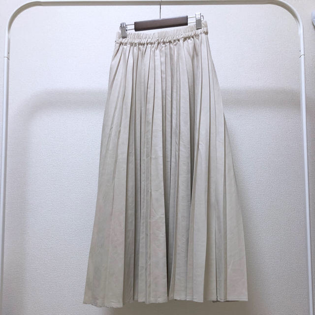 RETRO GIRL(レトロガール)のピーチプリーツスカート レディースのスカート(ロングスカート)の商品写真