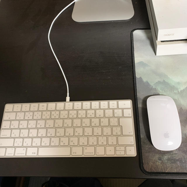 iMac 21.5インチ　2019