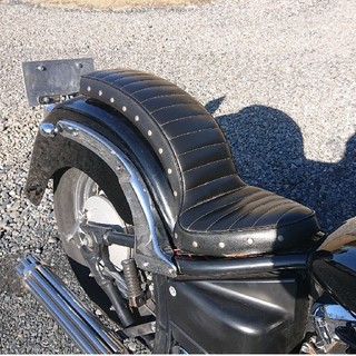 アメリカンドリームス製ドラッグスター400 シート 社外  バイク 部品 VH01J コブラシート ダブルシート スタッド付き 修復素材や張り替えベースに:22221261