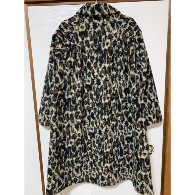 moussy(マウジー)のBACK TUCK A LINE COAT レディースのジャケット/アウター(ロングコート)の商品写真