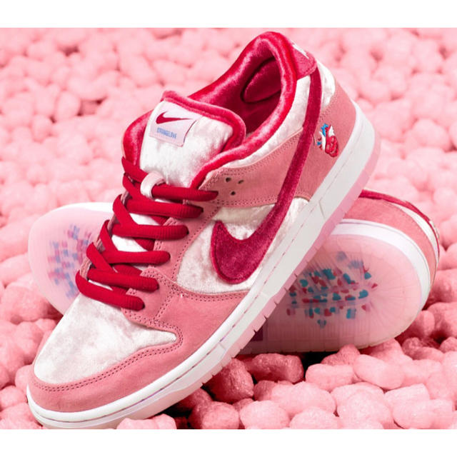 シューズ NIKE - NIKE SB ダンク LOW STRANGELOVE ストレンジラブ の通販 by izuvim's shop